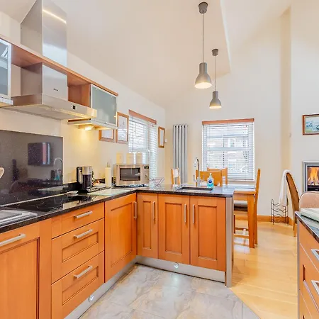 Old Joiners Shop بيت للعطل